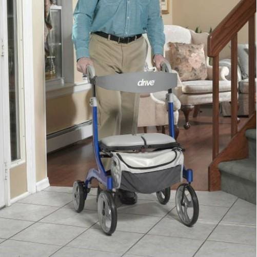 nitro deluxe rollator in use