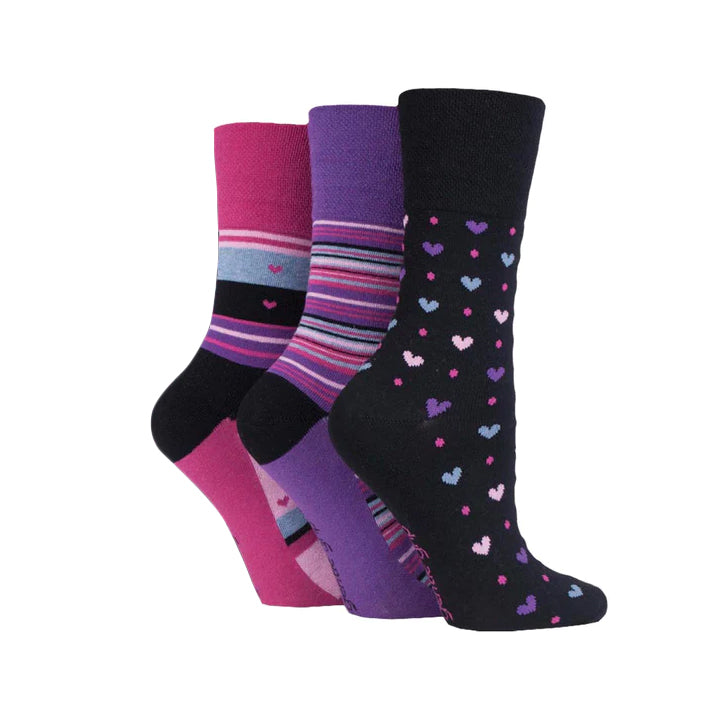 3 pairs of nonbinding socks in sweetheart